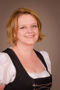 Nina Peuscher